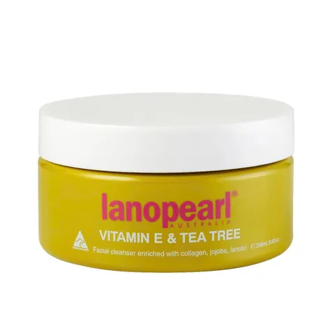 Sữa Rửa Mặt Trà Xanh Lanopearl Vitamin E & Tea Tree - Giúp Làm Sạch Da, Cân Bằng Ẩm, Thích Hợp Cho Da Nhờn Và Mụn 250ml