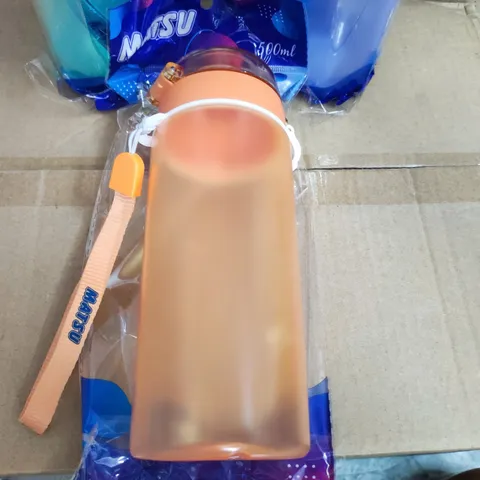 Bình Nước Nhựa Duy Tân Matsu 700ml - Bình Cầm Tay Cho Chạy Bộ, Dã Ngoại, Nhiều Màu Sắc Tươi Sáng, Chính Hãng Việt Nam