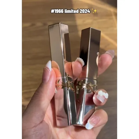 Son YSL The Slim Velvet Radical Collector Matte - Son môi mịn, màu đỏ quyến rũ, thiết kế thời trang, phù hợp mọi cô nàng - Hàng chính hãng 2.2g