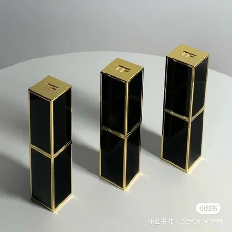 Son Thỏi Tom Ford Lip Color Satin Matte 3.3g - Son Dưỡng Cao Cấp, Màu Sắc Đa Dạng, Giúp Môi Mềm Mịn và Đầy Sức Sống