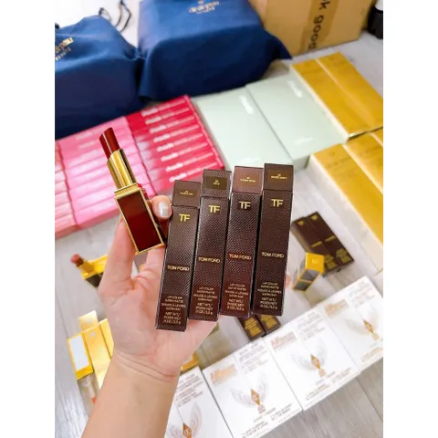Son Thỏi Tom Ford Lip Color Satin Matte 3.3g - Son Dưỡng Cao Cấp, Màu Sắc Đa Dạng, Giúp Môi Mềm Mịn và Đầy Sức Sống
