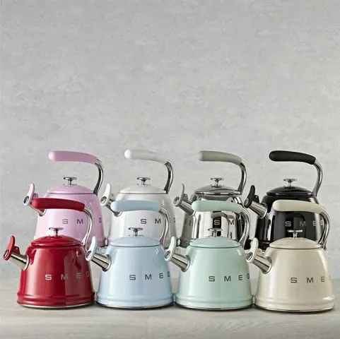 Ấm Đun Nước Bếp Từ Smeg 2,3L - Thiết Kế Hoài Cổ, Tính Năng Thông Minh, Dùng Cho Bếp Gas, Điện, Gốm - Phong Cách Sang Trọng