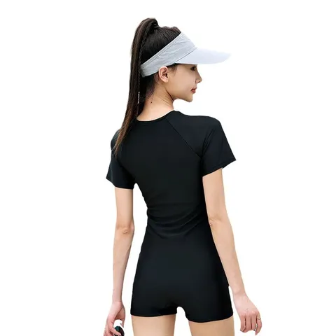 Đồ Bơi Nữ Liền Thân Thể Thao Màu Đen - Áo Tắm Thể Thao Có Mút Ngực - Kiểu Dáng Ngắn Tay, Phối Sọc Xám, Nên Có Trong Tủ Đồ Bơi