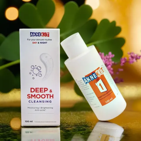 Sữa Rửa Mặt Aknekit Cho Da Dầu Mụn - Dưỡng Ẩm, Làm Sạch Sâu Với BHA, AHA - Chăm Sóc Da Đặc Biệt, 100ml