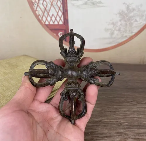 Chày Yết Ma - Pháp khí Mật tông Tây Tạng