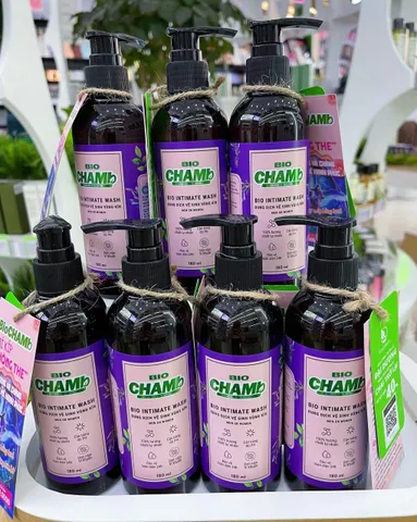 Dung Dịch Vệ Sinh Vùng Kín BioChamb 180ml - Hương Chiết Từ Thiên Nhiên, Giúp Cân Bằng pH, Giảm Viêm, Khử Mùi Hôi, An Toàn Cho Nam Nữ