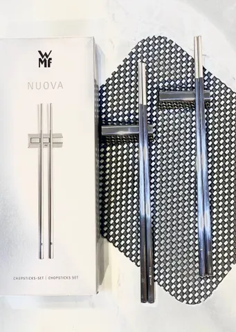 Bộ Đũa Sang Trọng WMF Nuova - 2 Đôi Đũa và 2 Gác Đũa Thép Không Gỉ Cromargan 18/10, Dụng Cụ Nhà Bếp Cao Cấp
