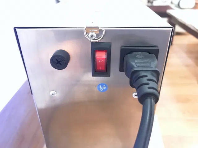 Đèn Bắt Muỗi KTP-40S - Đèn Diệt Côn Trùng Inox 304, Công Suất 40W, Phạm Vi 120m², Bảo Hành 36 Tháng