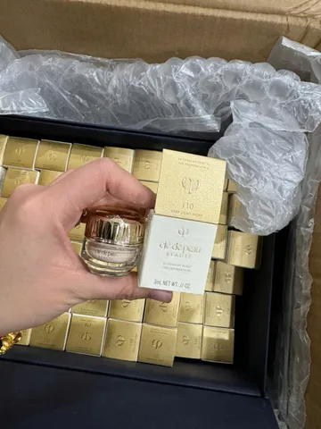 [Mini 3ml] Kem Nền Clé de Peau The Foundation Tông O10 (Trắng Tự Nhiên)