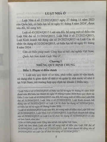 Luật Nhà Ở và Hướng Dẫn Thi Hành - Sách Luật Nhà Xuất Bản Lao Động, 552 Trang, Phiên Bản Mềm, Ngày Phát Hành 02/2025