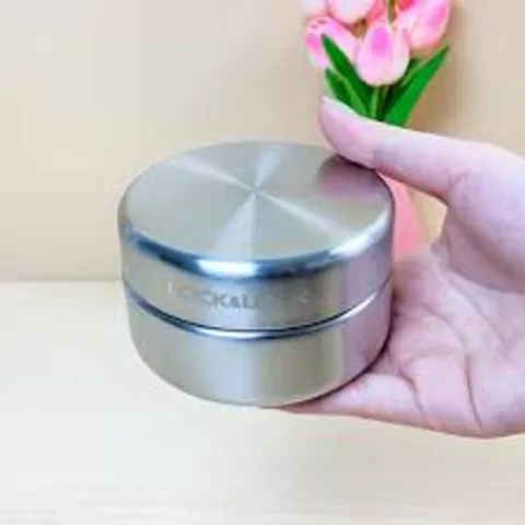 Bộ Hộp Cơm Giữ Nhiệt Lock&Lock Gồm 3 Hộp Inox Kèm Đũa LHC8016 -1150ml