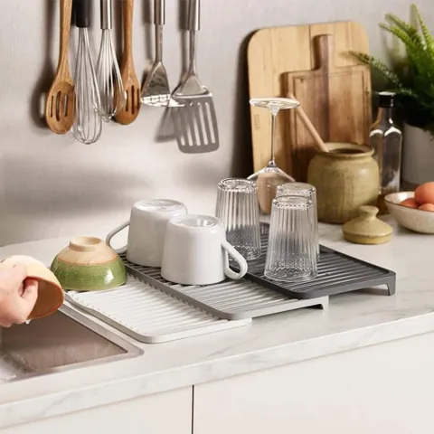 Khay úp cốc và bát đĩa thông minh Joseph Joseph 85178 - Bộ 3 khay gấp gọn, điều chỉnh kích thước, tiện dụng cho nhà bếp