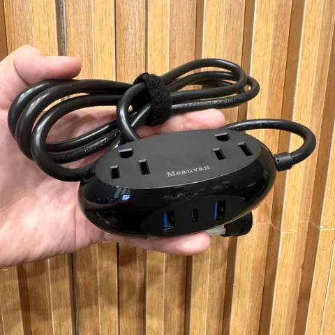 Ổ Cắm Điện Đa Năng Meauvan US06 - 2 Ổ 220V, 2 USB-A & 1 USB-C, Giải Pháp Tiện Ích Cho Cắm Trại & Dã Ngoại