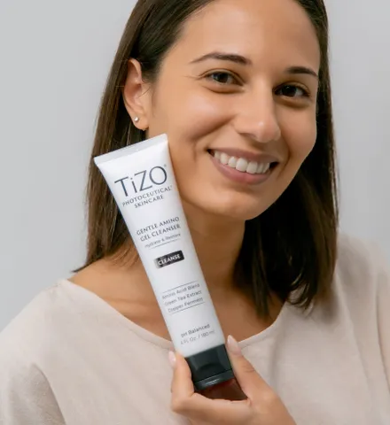 Gel rửa mặt TiZO Photoceutical Skincare 180ML - Làm sạch dịu nhẹ, dưỡng ẩm, phù hợp mọi loại da, không chứa Sulfat, Paraben.