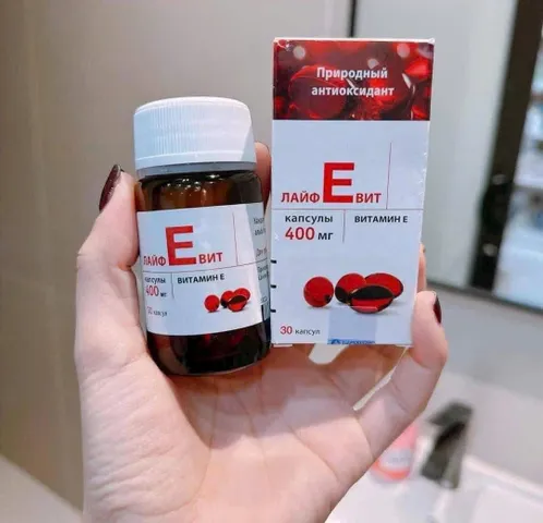 Vitamin E Đỏ Nga Hũ Thủy Tinh 30v - Hỗ Trợ Sức Khỏe Não Bộ, Bảo Vệ Mắt và Cải Thiện Da, Tóc Khỏe Mạnh