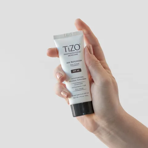 Kem Chống Nắng Khoáng Chất TiZO SPF40 50g - Dưỡng Ẩm, Bảo Vệ Da, Chống UVA/UVB, Không Màu, Thích Hợp Mọi Loại Da