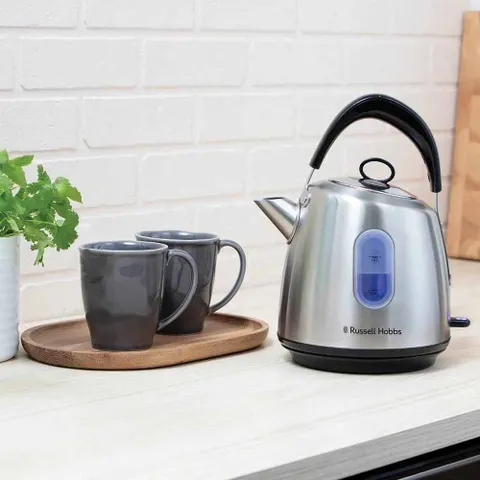 Ấm Siêu Tốc Russell Hobbs 28130-70 Đen - Bình Đun Nước Nóng 1.5L 2200W, Nhanh Chóng & Tiện Lợi Cho Nhà Bếp Hiện Đại