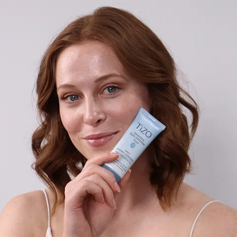 Kem Chống Nắng Khoáng Chất TiZO Bảo Vệ Hàng Ngày SPF50 50g - Dưỡng Da, Chống Nắng, Phù Hợp Mọi Loại Da, Không Hương Liệu