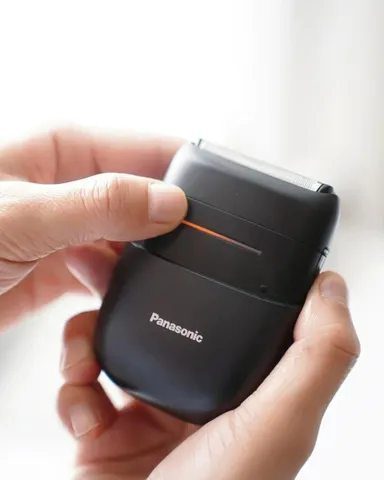 Máy Cạo Râu Mini Panasonic ES-CM20 Chính Hãng - Lưỡi Thép Nhập Khẩu Nhật Bản, Nhỏ Gọn Thoải Mái Khi Du Lịch