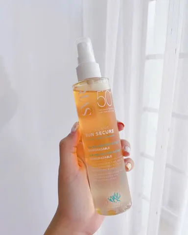 Xịt chống nắng SVR Pháp 200ml