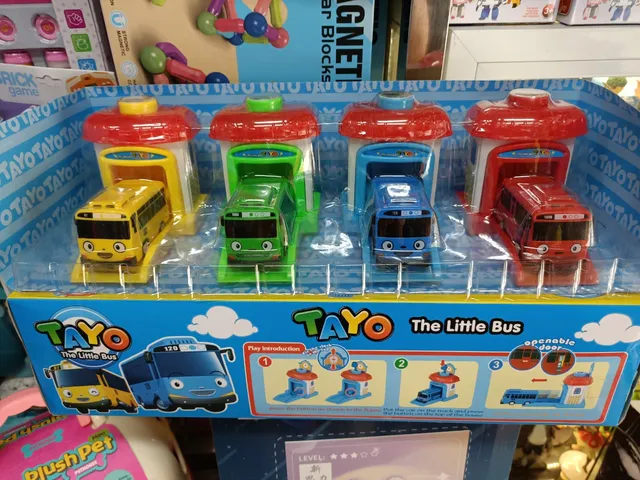 Bộ Đồ Chơi 4 Xe Ô Tô Bus Tayo Chạy Bằng Đà - Nhà Đẩy Xe Dễ Thương, Đồ Chơi Phát Triển Kỹ Năng Cho Trẻ 3 Tuổi Trở Lên