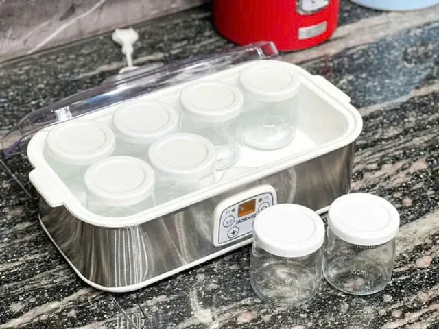Máy Làm Sữa Chua Kitchen Art - 8 Cốc Thủy Tinh, Hẹn Giờ Tiện Dụng, Điều Chỉnh Nhiệt Độ, An Toàn và Dễ Vệ Sinh