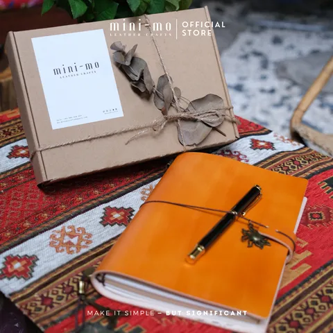 Sổ Tay Mini-mo Classic A5 Bìa Da Bò VEG TAN Nhuộm Màu Thủ Công - Sáng Tạo, Sang Trọng, Quà Tặng Độc Đáo