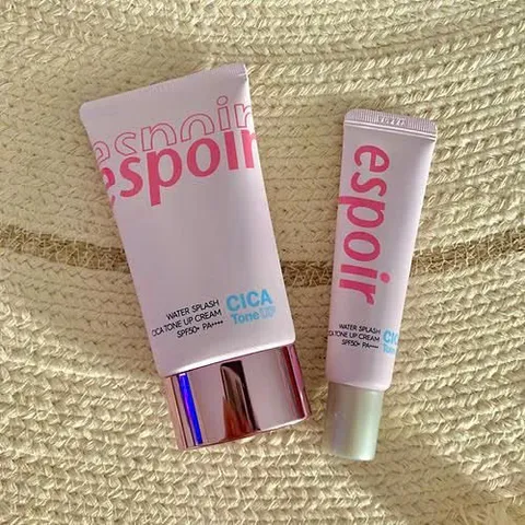 Kem Chống Nắng Nâng Tông Espoir Water Splash Cica Tone Up Sun Cream SPF50+ PA++++ 60ml - Bảo Vệ Da Hiệu Quả, Làm Sáng Tự Nhiên