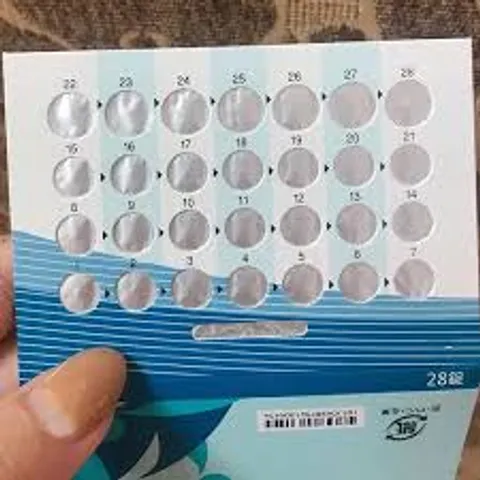 Viên uống hỗ trợ tr.ánh th.ai hằng ngày Triquilar Bayer Nhật Bản- Hộp 28v