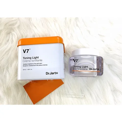 Kem Dưỡng Trắng Da, Tr.ị Thâm Nám V7 Toning Light Dr.Jart+ 50ml Hàn Quốc Chính Hãng