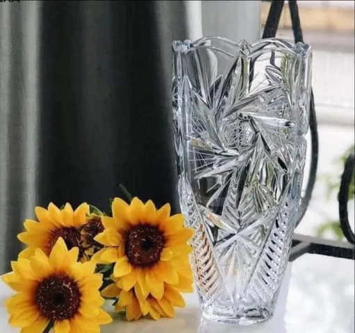 Lọ Hoa Pha Lê Bohemia 20cm - Bình Hoa Sang Trọng Dùng Trang Trí, Quà Tặng Đặc Biệt Cho Không Gian Sống Thêm Đẹp Mắt