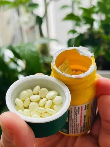 Viên uống Kirkland Low Dose Aspirin 81mg Hỗ Trợ Tim Mạch - 365 Viên Mỹ, Giảm Nguy Cơ Tai Biến, Duy Trì Sức Khỏe Tim Mạch