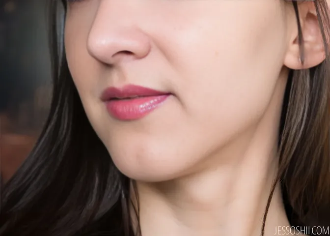 Son tint e.l.f Tinted Lip Oil Berry Kiss - Dưỡng ẩm, bóng mịn, giúp môi căng mọng tự nhiên - Sản phẩm mỹ phẩm cao cấp