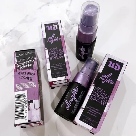 Xịt Khoá Nền Urban Decay All Nighter 15ml - Xịt Giữ Lớp Trang Điểm Bền Lâu, Dễ Dàng Sử Dụng Cho Mọi Loại Da