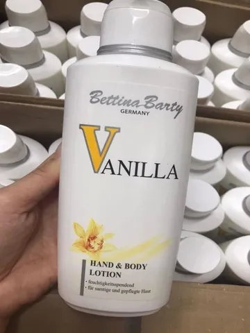 Sữa Dưỡng Thể Bettina Barty Vanilla Đức chai to 500ml