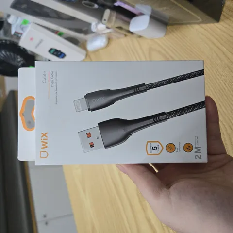 Cáp Sạc iPhone Chính Hãng WIX 2M - Dây Dù Siêu Bền, Hỗ Trợ Sạc Nhanh 2.4A, Tiện Lợi Sử Dụng Xa Ổ Điện
