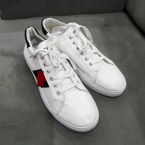 Giày Thể Thao Nam Sneaker mã G0 ( TRẮNG ) hàng bong da mép, tồn kho có lỗi nhỏ do để lâu, số lượng ít, lẻ size đi thể dục, không quan trọng về hình thức giá rẻ