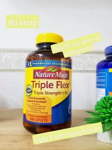 Bổ khớp Triple Flex Triple Strength D3 chai 200 viên hãng Nature Made của Mỹ
