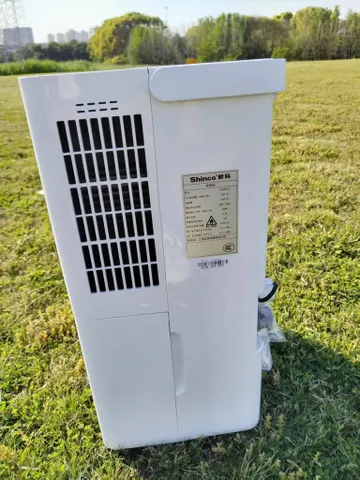 Máy Hút Ẩm Shinco CF20BD/L3 20L/ngày - Giải Pháp Hiệu Quả Cho Không Gian Khô Thoáng, Tự Động, Tiết Kiệm Điện, Thiết Kế Hiện Đại