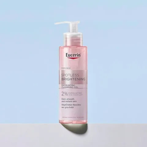 Gel Rửa Mặt Eucerin Hỗ Trợ Sáng Da Mịn Màng 200ml Spotless Brightening Exfoliating Cleansing Gel