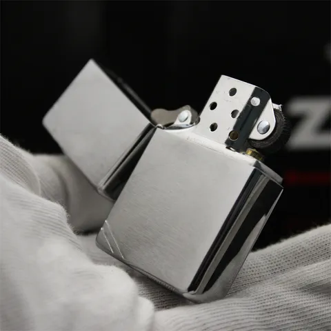 Bật Lửa Zippo 230 - Chất liệu Chrome Brushed Vintage 1937, Thiết Kế Cổ Điển, Hộp Quà Tặng, Bảo Hành Trọn Đời