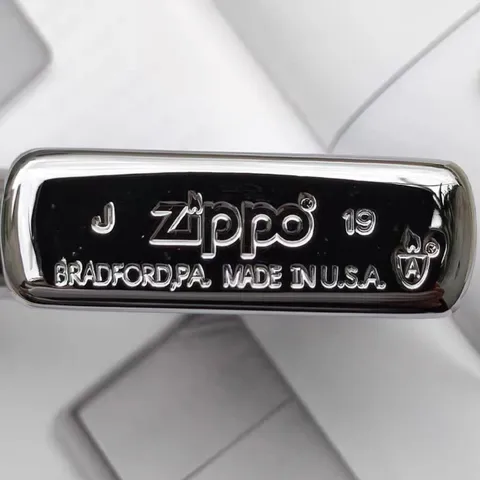 Bật Lửa Zippo 167 Armor Mạ Chrome Cao Cấp - Phong Cách Cổ Điển, Bền Bỉ, Chống Nước, Hàng Nhập Khẩu Mỹ