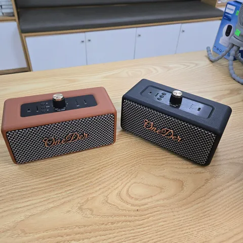 Loa Bluetooth Oneder D3 - Âm thanh sống động, bass chắc, thiết kế cổ điển retro, pin 4000mAh, hoàn hảo cho âm nhạc mọi lúc mọi nơi