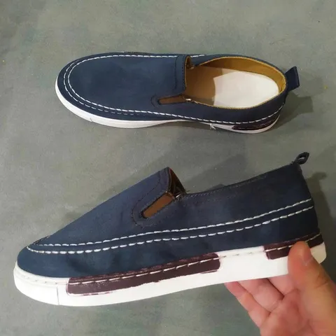Giày Lười Vải Nam Slip-on G18 - Giày Sục Phong Cách Cá Tính Thời Trang Dễ Phối Đồ, Đẳng Cấp và Bền Đẹp