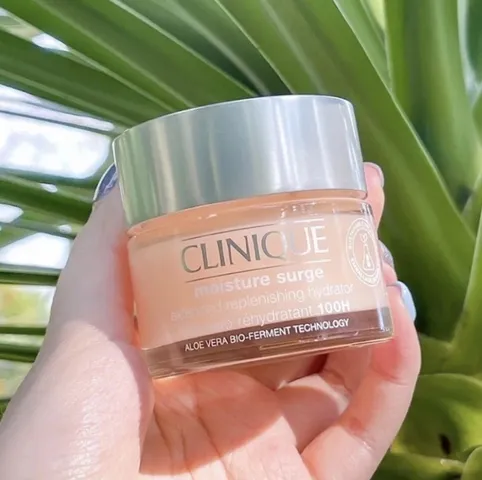 Kem Dưỡng Ẩm 100 Giờ Clinique Moisture Surge 100H - Dưỡng ẩm sâu, làm mềm mịn & cải thiện kết cấu da, phù hợp mọi loại da.
