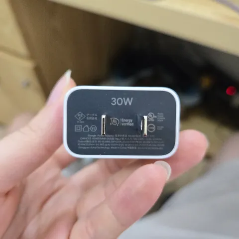 Củ Sạc Nhanh 30W Chính Hãng Google - Sạc Nhanh USB PD PPS Tương Thích iPhone, Android, Pixel - Thiết Kế Hiện Đại, An Toàn