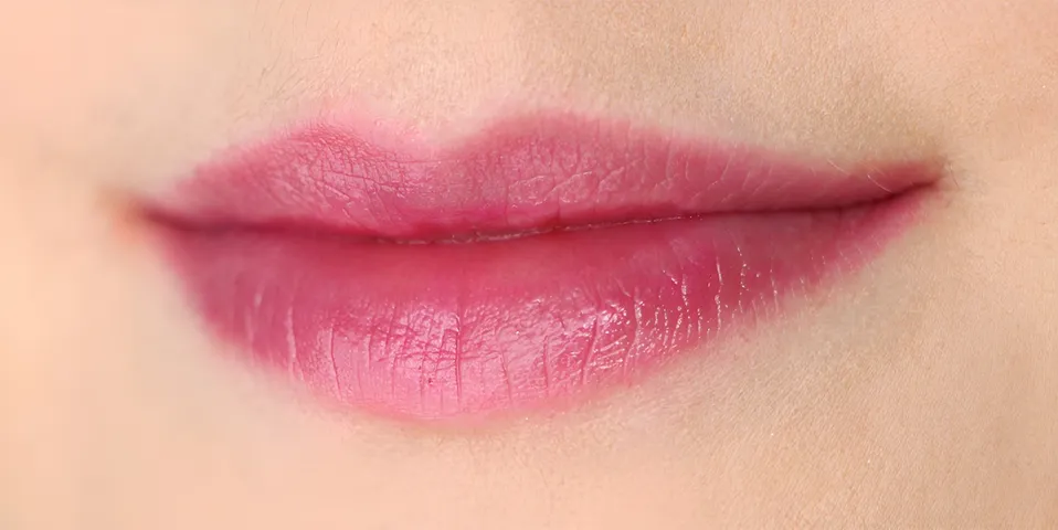 Son Màu Siêu Dưỡng L'Oreal Infallible Sexy Balm Sheer 106 Clueless & 111 Go Pretty or Go Home - Chăm Sóc Môi Đáng Yêu, Bền Màu