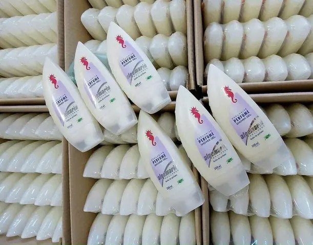 Sữa Tắm Cá Ngựa Đức 300ml - Dưỡng Ẩm & Làm Sạch Nhẹ Nhàng Với Tinh Dầu Thiên Nhiên, Hương Nước Hoa Thư Giãn