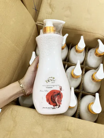 Sữa tắm hoa hồng Lisa 1000ml