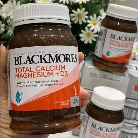 Viên uống bổ sung canxi Blackmores Total Calcium & Magnesium + D3 - Hỗ trợ sức khỏe xương và miễn dịch, dễ sử dụng cho mọi lứa tuổi